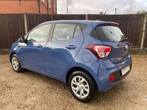 Hyundai i10 SE 17