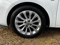 Vauxhall Corsa SE 16