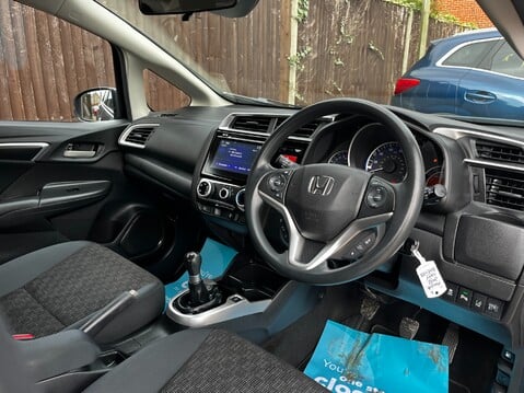 Honda Jazz I-VTEC SE 22