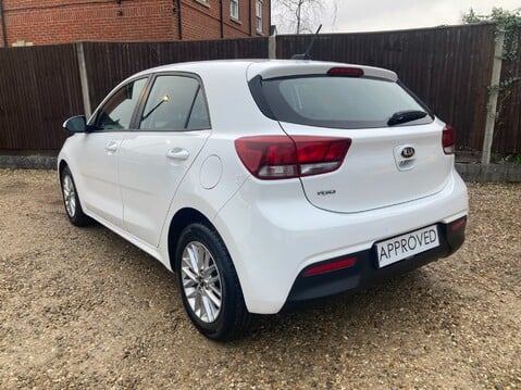 Kia Rio 2 17