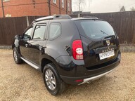 Dacia Duster LAUREATE DCI 17