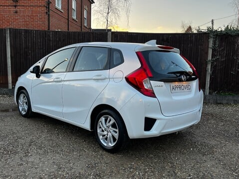 Honda Jazz I-VTEC SE 9