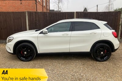 Mercedes-Benz GLA Class GLA220 CDI 4MATIC SPORT PREMIUM PLUS