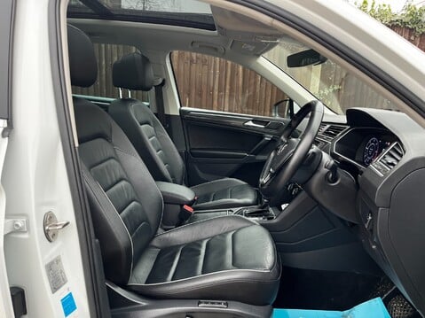 Volkswagen Tiguan SEL TDI BLUEMOTION TECHNOLOGY DSG 20