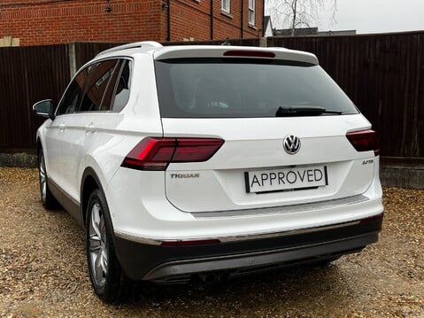 Volkswagen Tiguan SEL TDI BLUEMOTION TECHNOLOGY DSG 15