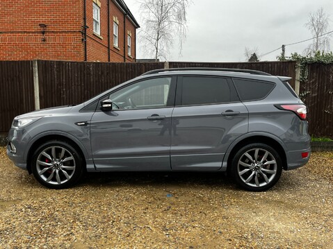 Ford Kuga ST-LINE EDITION 6