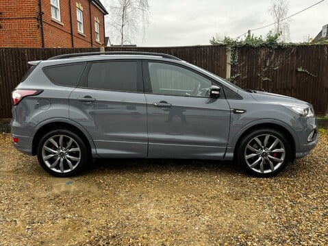 Ford Kuga ST-LINE EDITION 7