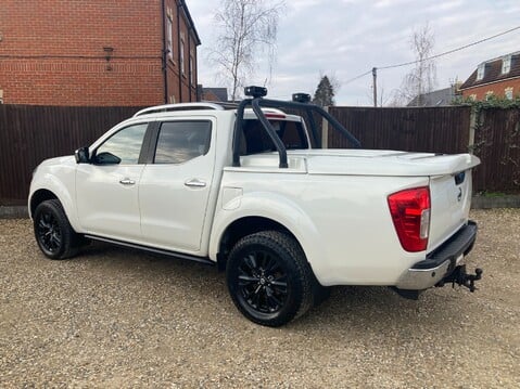 Nissan Navara DCI TREK MINUS 1 4X4 SHR DCB 19