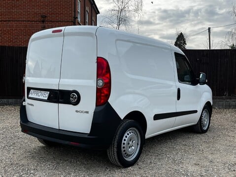 Vauxhall Combo L1H1 2300 CDTI S/S 7