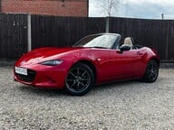 Mazda MX-5 SPORT NAV 6