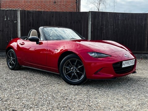 Mazda MX-5 SPORT NAV 4