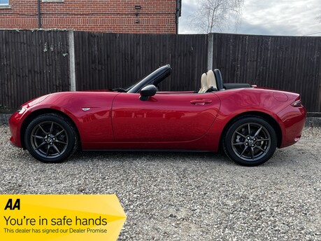 Mazda MX-5 SPORT NAV