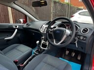 Ford Fiesta ZETEC 22