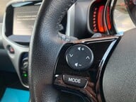 Toyota Aygo VVT-I X-PLAY X-SHIFT 40