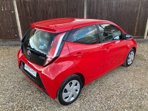 Toyota Aygo VVT-I X-PLAY X-SHIFT 12