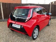 Toyota Aygo VVT-I X-PLAY X-SHIFT 13