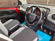 Toyota Aygo VVT-I X-PLAY X-SHIFT 24