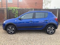 Dacia Sandero Stepway SE TWENTY TCE 8