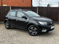 Dacia Sandero Stepway SE TWENTY TCE 2