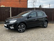 Dacia Sandero Stepway SE TWENTY TCE 4