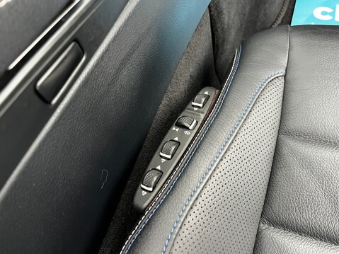 Mercedes-Benz E Class E 200 AMG LINE EDITION 38