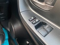 Toyota Yaris VVT-I ICON M-DRIVE S 35