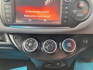 Toyota Yaris VVT-I ICON M-DRIVE S 32