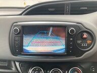 Toyota Yaris VVT-I ICON M-DRIVE S 2