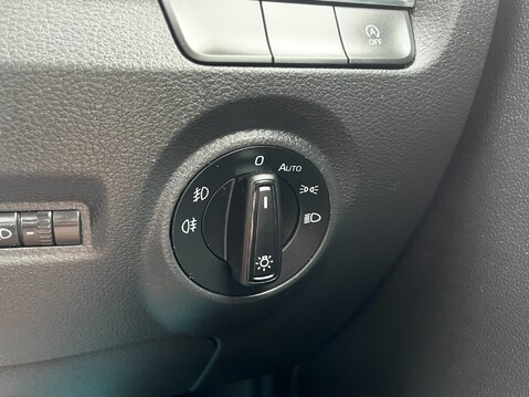 Skoda Fabia COLOUR EDITION TSI 41