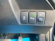 Honda Civic I-VTEC SE PLUS NAVI 43