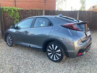 Honda Civic I-VTEC SE PLUS NAVI 17