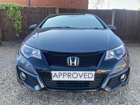 Honda Civic I-VTEC SE PLUS NAVI 8
