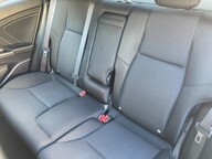 Honda Civic I-VTEC SE PLUS NAVI 30