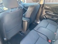 Honda Civic I-VTEC SE PLUS NAVI 29