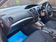 Honda Civic I-VTEC SE PLUS NAVI 27