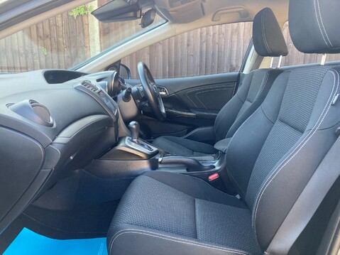 Honda Civic I-VTEC SE PLUS NAVI