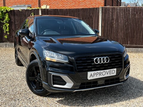 Audi Q2 TFSI SPORT 10