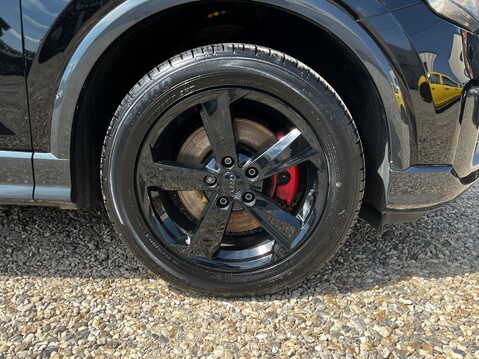 Audi Q2 TFSI SPORT 16