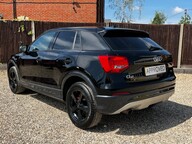 Audi Q2 TFSI SPORT 9