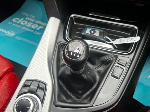 BMW 3 Series 320I XDRIVE M SPORT GRAN TURISMO 35