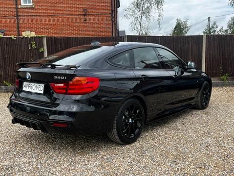 BMW 3 Series 320I XDRIVE M SPORT GRAN TURISMO 6