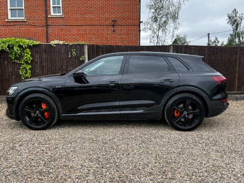 Audi E-Tron QUATTRO TECHNIK 5
