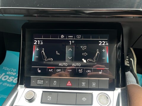 Audi E-Tron QUATTRO TECHNIK 37
