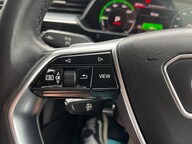 Audi E-Tron QUATTRO TECHNIK 39