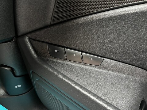 Audi E-Tron QUATTRO TECHNIK 44