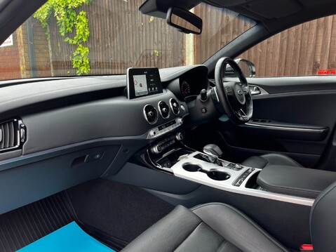 Kia Stinger GT S ISG 20