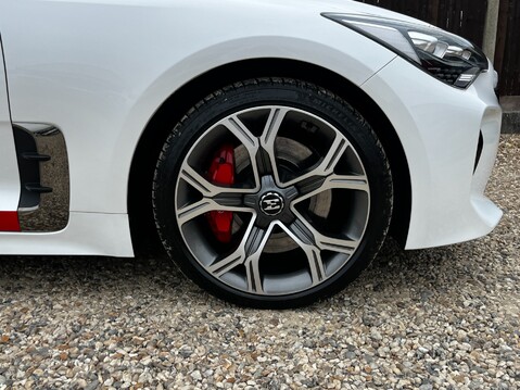 Kia Stinger GT S ISG 14