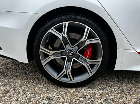 Kia Stinger GT S ISG 15