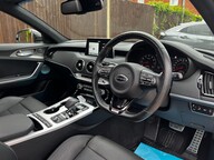 Kia Stinger GT S ISG 23