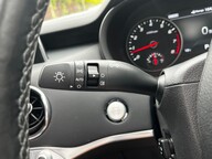 Kia Stinger GT S ISG 44